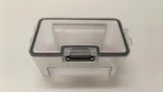 Nádoba na prach určeno pro robotický vysavač